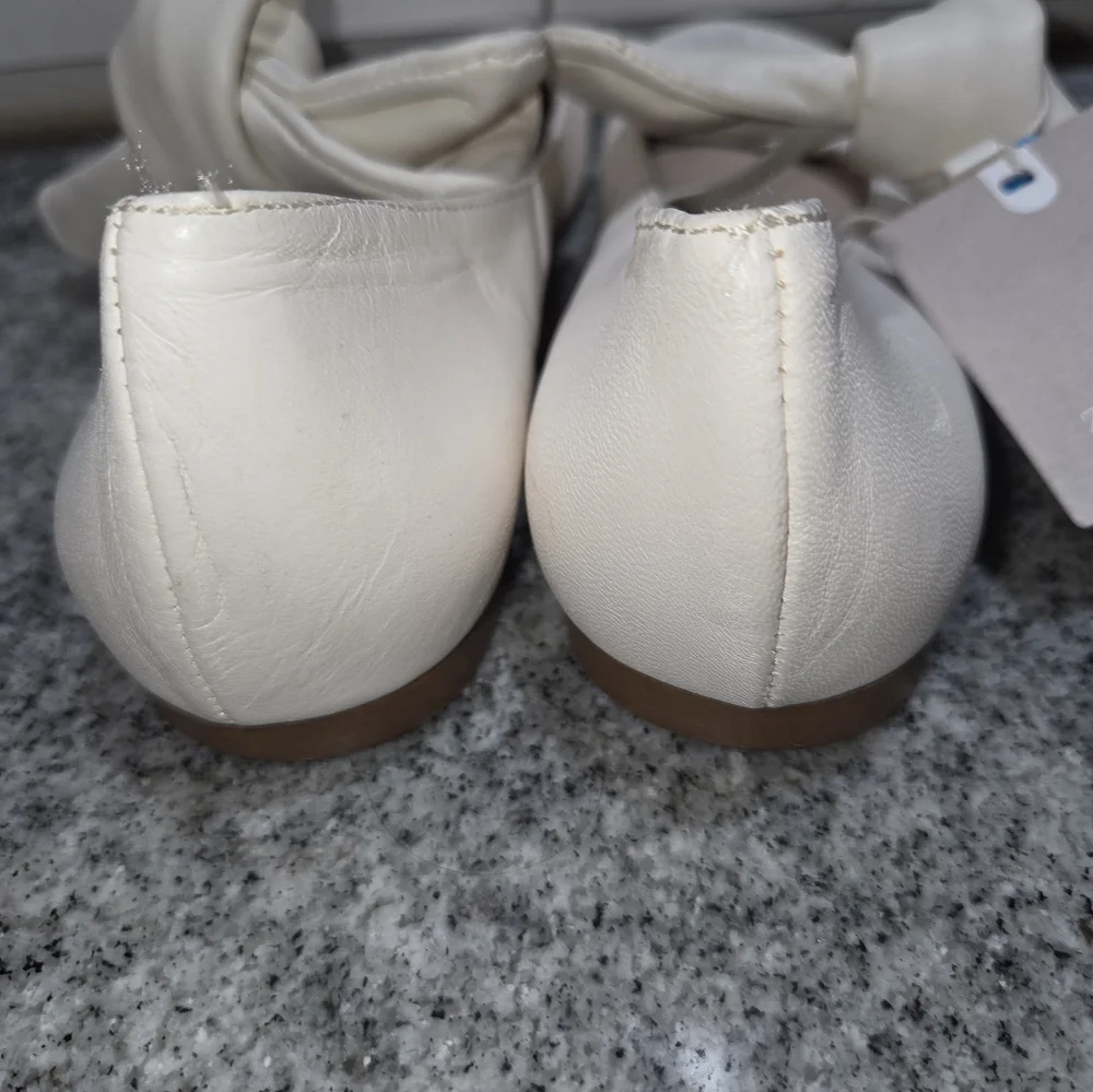 Zara Kids Dressy Cream Ballet Flats With Bow Size 3
